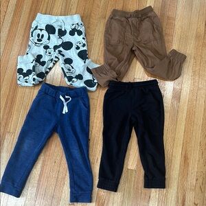 Bundle of Toddler pants/joggers 3T